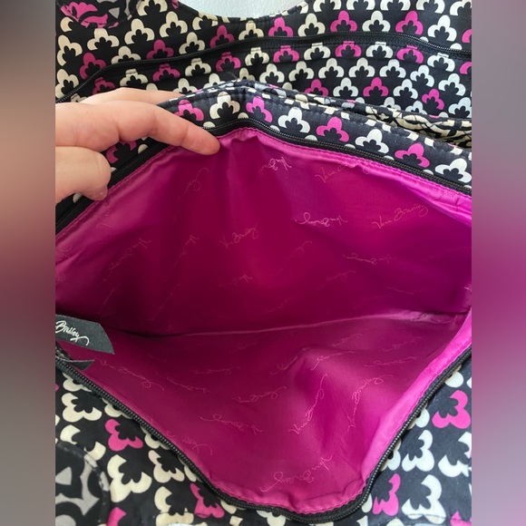 VERA BRADLEY Triple Zip Tote Bag in Canterberry Magenta (Retired Pattern) - Picture 9 of 14